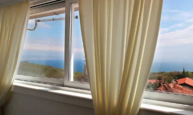 Недвижимость Двухкомнатная квартира Поляне: 13