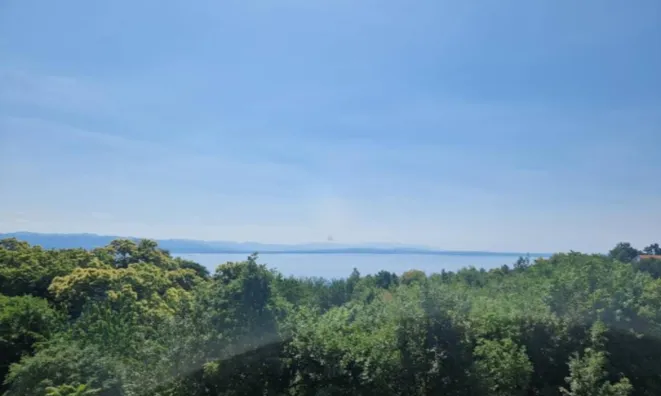 Недвижимость Многоквартирный дом Поляне: 1