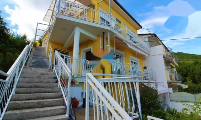 Недвижимость Многоквартирный дом в Опатии: 1