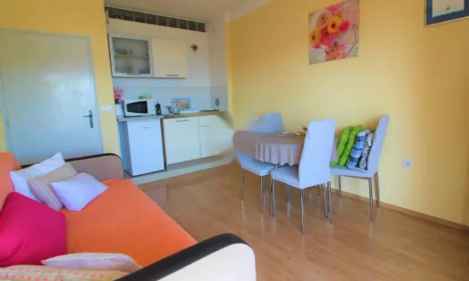 Недвижимость Многоквартирный дом в Опатии: 4