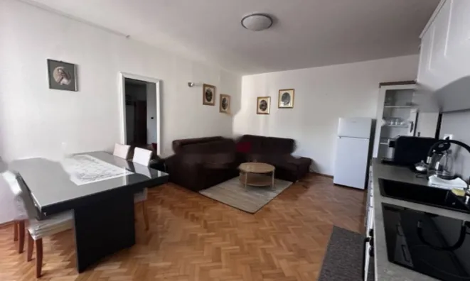 Недвижимость Трехкомнатная квартира в центре Опатии: 6