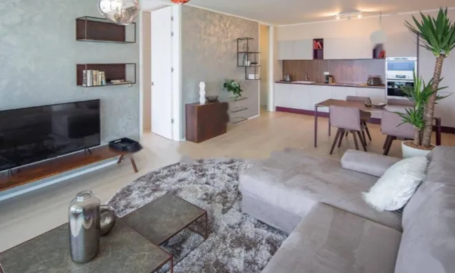 Недвижимость Двухкомнатная квартира, Центр: 6