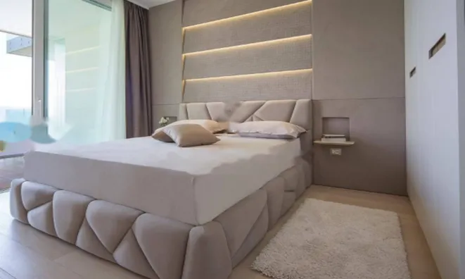 Недвижимость Двухкомнатная квартира, Центр: 14