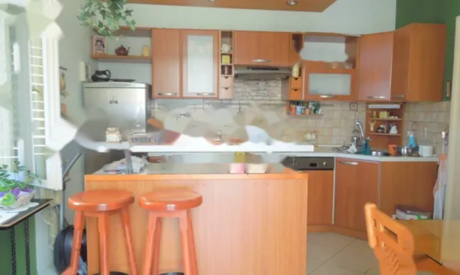 Недвижимость Двухкомнатная квартира в центре: 2