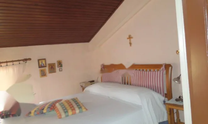 Недвижимость Двухкомнатная квартира в центре: 8