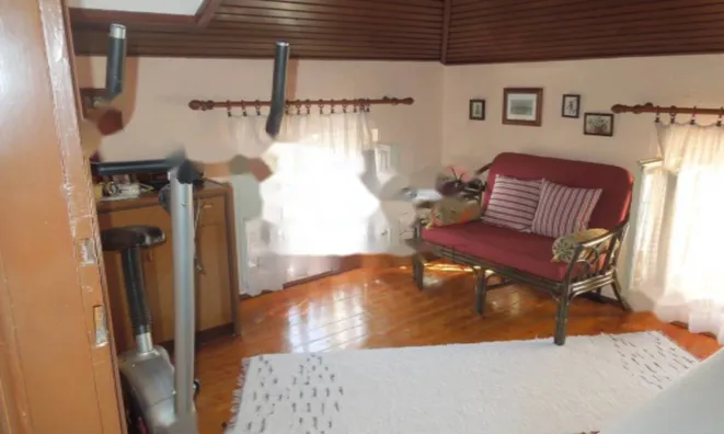 Недвижимость Двухкомнатная квартира в центре: 9