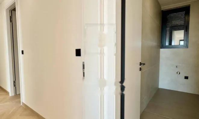 Недвижимость Четырехкомнатная квартира Липовица: 4