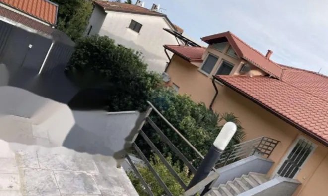 Недвижимость Четырехкомнатная Квартира Центр: 39