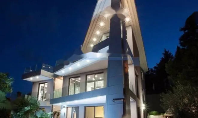 Недвижимость Семейный дом в Опатии: 1