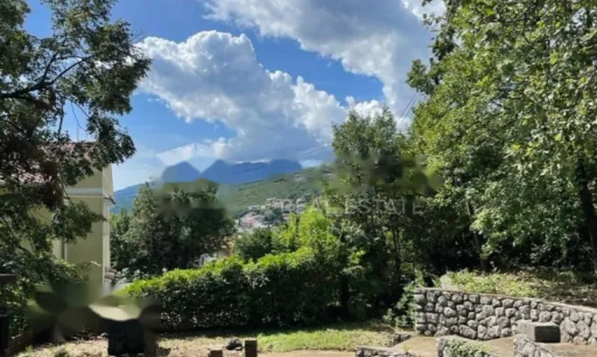 Недвижимость Многоквартирный дом в Опатии: 11