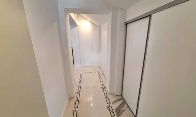 Недвижимость Трехкомнатная квартира Добреч: 7