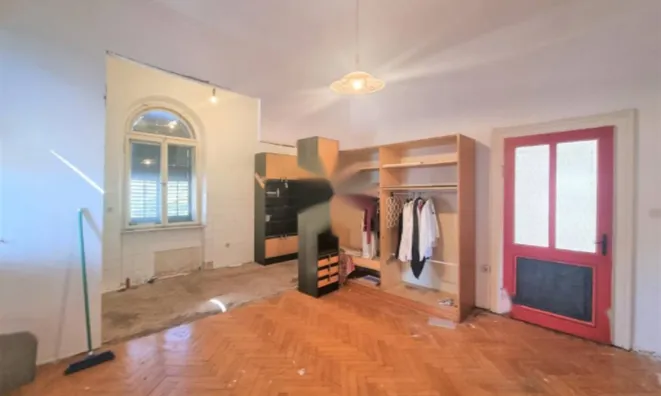 Недвижимость Трехкомнатная квартира в центре Опатии: 8