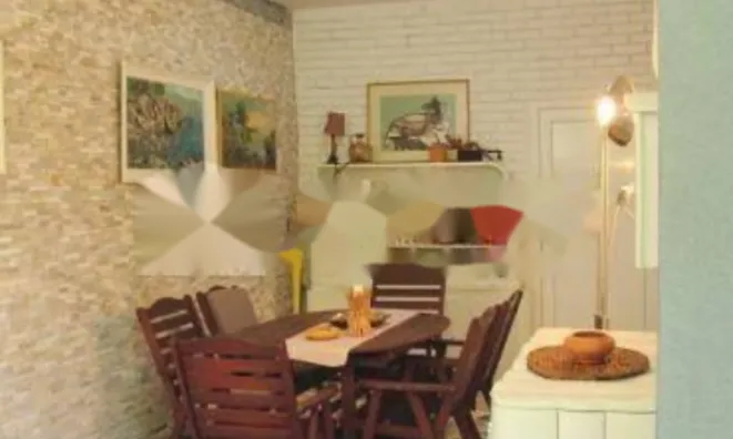 Недвижимость Двухкомнатная квартира в центре: 10