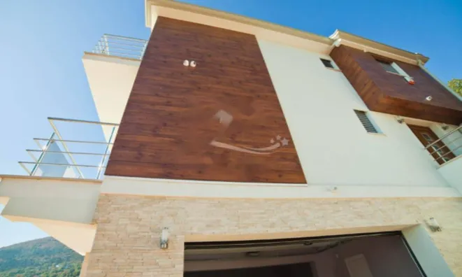 Недвижимость Семейный дом в Поляне: 15