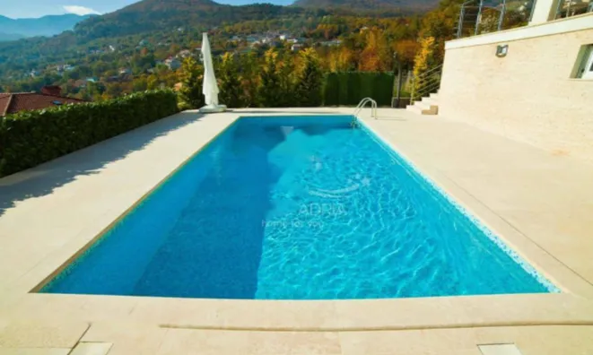 Недвижимость Семейный дом в Поляне: 19