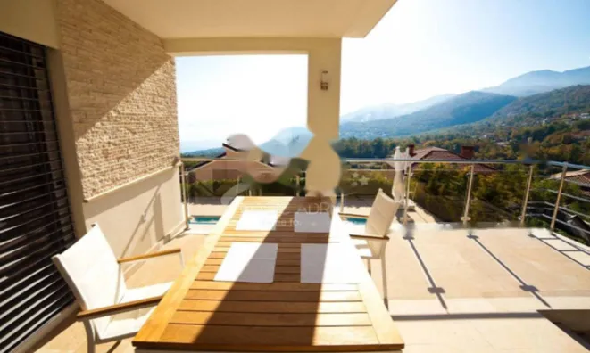 Недвижимость Семейный дом в Поляне: 22