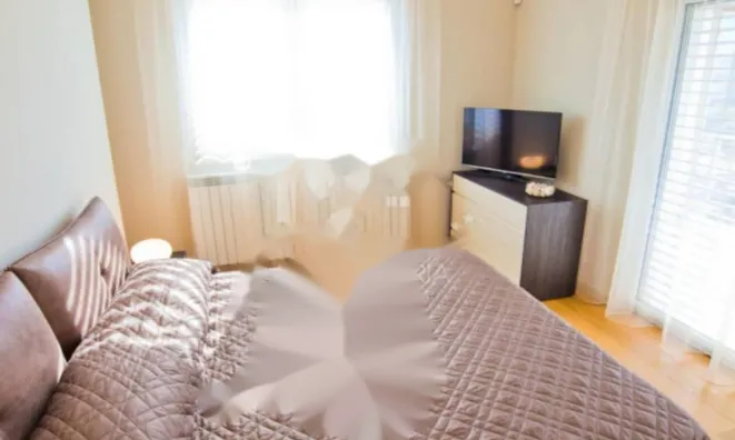 Недвижимость Семейный дом в Поляне: 34