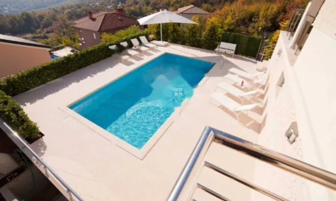 Недвижимость Семейный дом в Поляне: 47