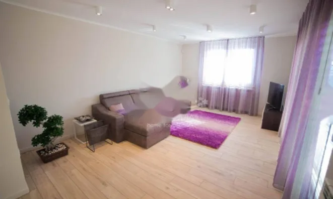 Недвижимость Семейный дом в Поляне: 75