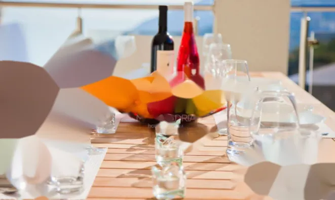 Недвижимость Семейный дом в Поляне: 104