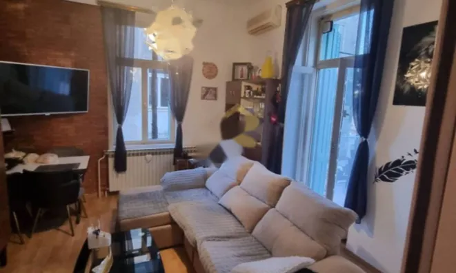 Недвижимость Двухкомнатная квартира Центр: 3