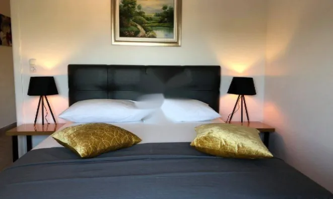 Недвижимость Семейный дом в Оприче: 48