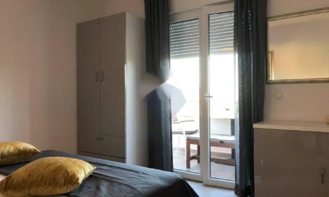 Недвижимость Семейный дом в Оприче: 49