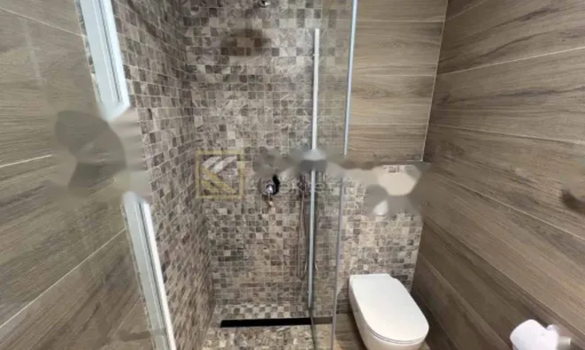 Недвижимость Двухкомнатная квартира Центр: 8