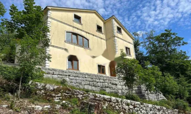 Недвижимость Семейный дом Вела Учка: 4