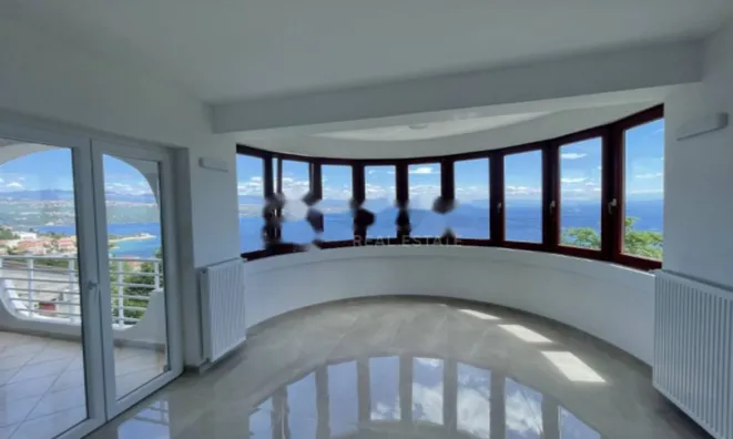 Недвижимость Семейный дом Опатия Центр: 3