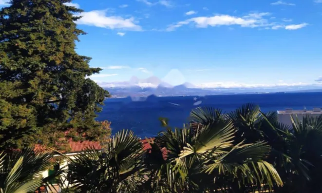 Недвижимость Трехкомнатная квартира Опатия: 1