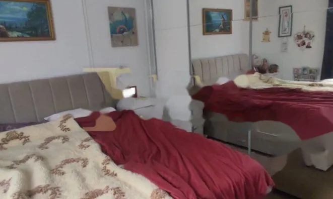 Недвижимость Трехкомнатная квартира Центр: 4