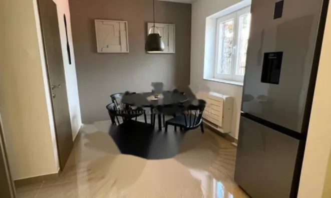 Недвижимость Трехкомнатная квартира Побри: 17