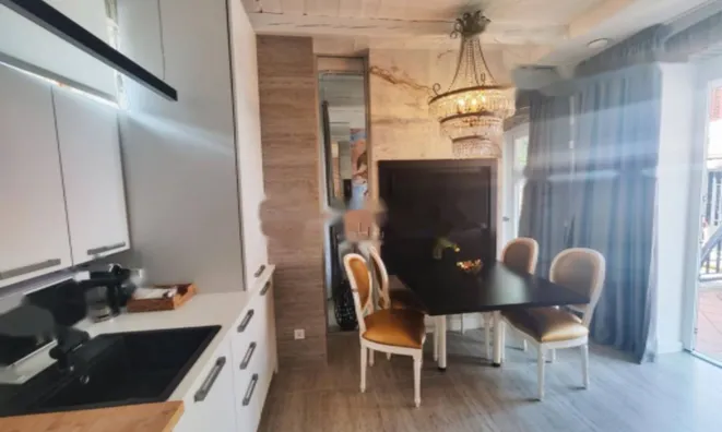 Недвижимость Четырёхкомнатная квартира в Опатии: 9