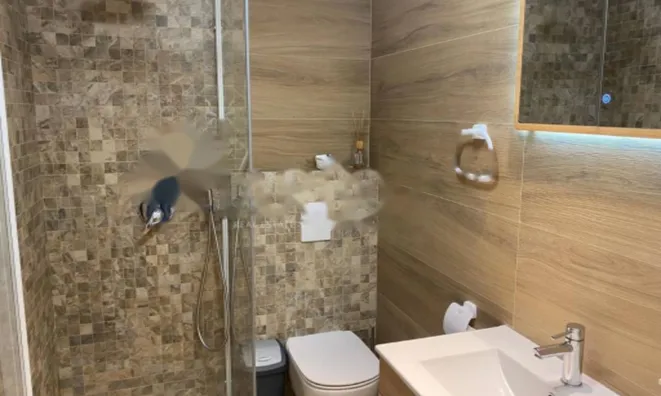 Недвижимость Двухкомнатная квартира Центр: 12