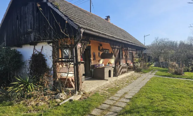 Недвижимость Дом в Селах при Добови: 1