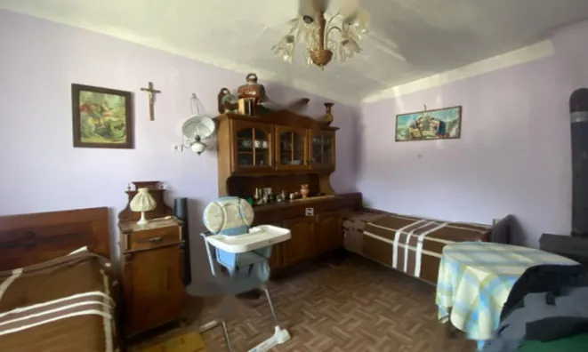 Недвижимость Дом на вершине холма: 4