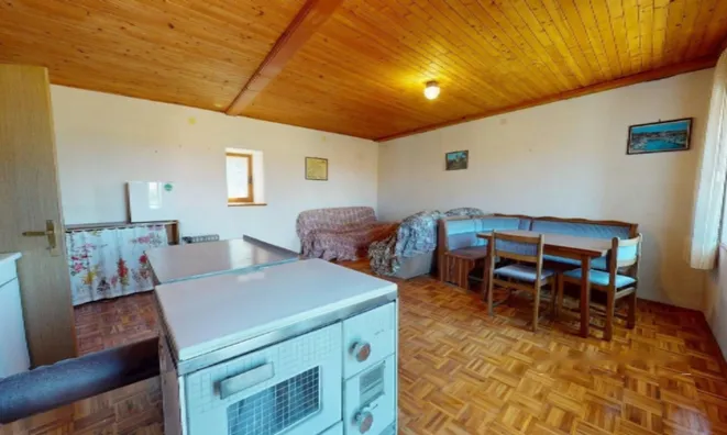 Недвижимость Дом с террасой Штяк: 2