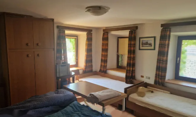 Недвижимость Дом, Содражица, Завода: 10