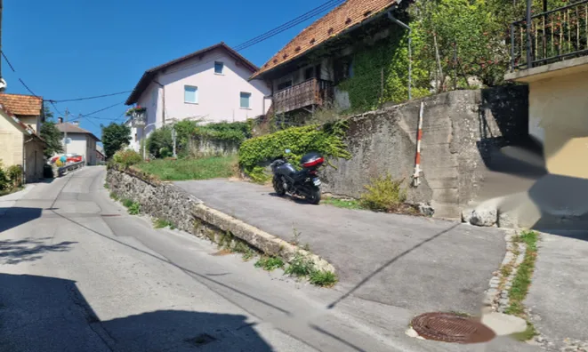 Недвижимость Дом, Содражица, Завода: 14