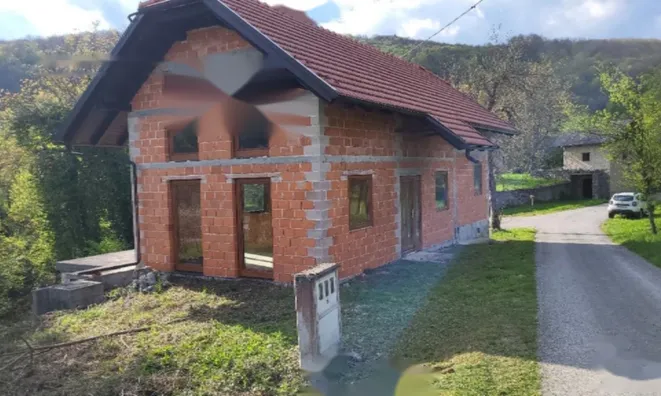 Недвижимость Дом, Синий Врх: 1