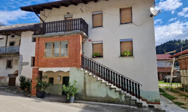 Недвижимость Дуплекс Ливек в Деревне: 2