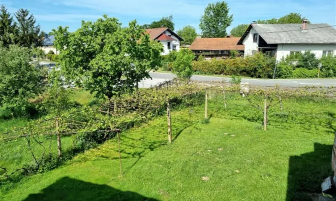 Недвижимость Дом, Цветник: 17