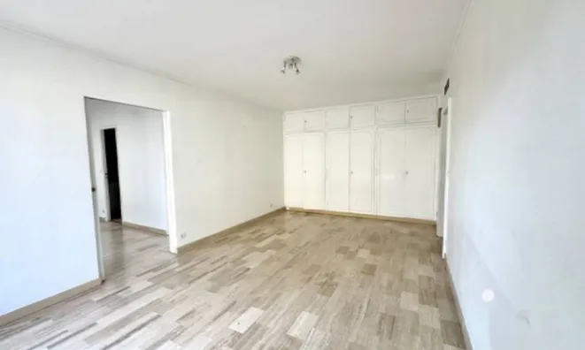 Недвижимость Apartment Carnot Cannes: 4