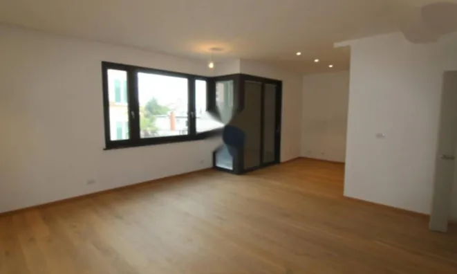 Недвижимость Трёхкомнатная квартира в Опатии: 1