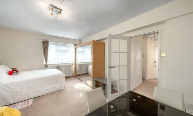 Недвижимость Reynolds House, Wellington Road, St John's Wood: 1