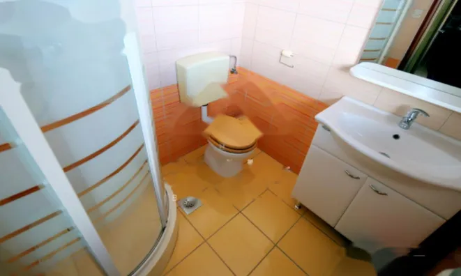 Недвижимость Дом, Блед: 24