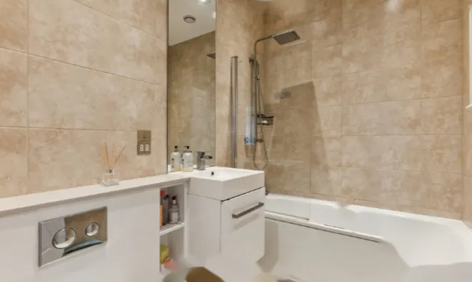 Недвижимость Greyhound Road, Fulham: 3