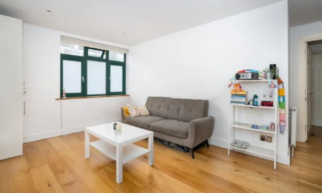 Недвижимость Buckhurst Street: 10