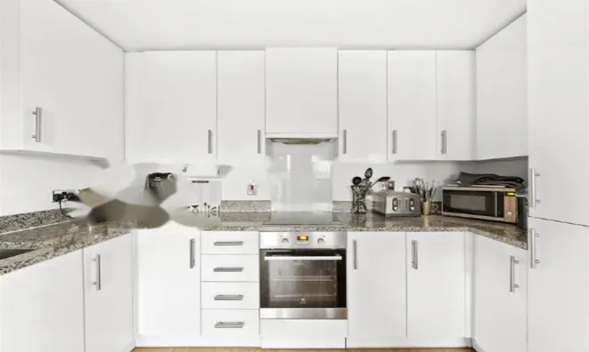 Недвижимость Chesworth Court, Fulneck Place: 2